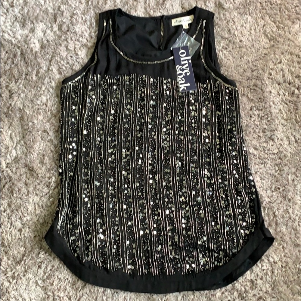 NWT Olive & oak beaded top